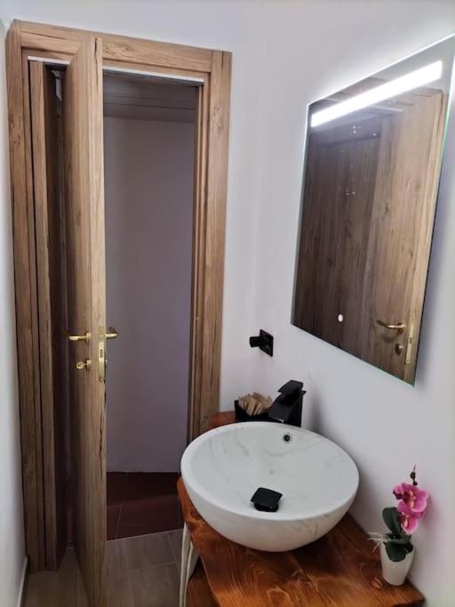 I Monti Sul Mare - A Pegli Apartment Genoa