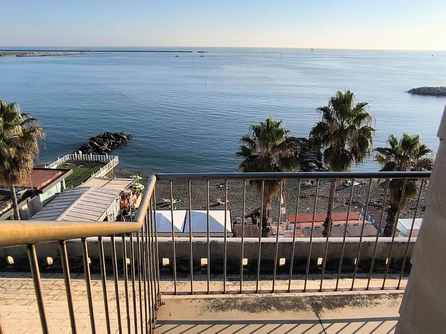 I Monti Sul Mare - A Pegli Appartamento